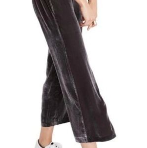 Madewell Velvet High Waist Crop Pants in Dark Metal